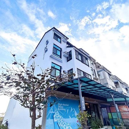 Light Shadow Apartment Budai Bagian luar foto